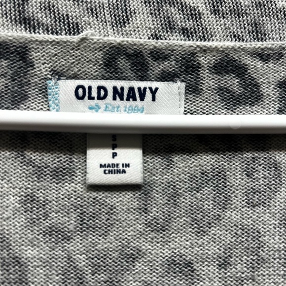 2/$15 Old Navy - Animal Print Cardican - Picture 5 of 7